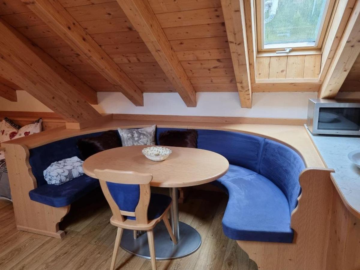 Pian Schiavaneis B&B Apartament Canazei Exteriör bild