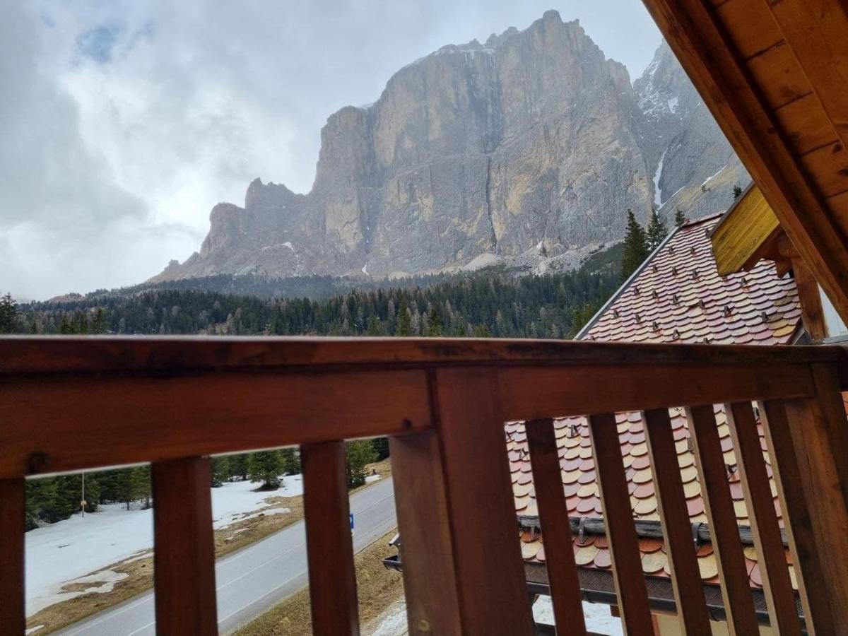 Pian Schiavaneis B&B Apartament Canazei Exteriör bild