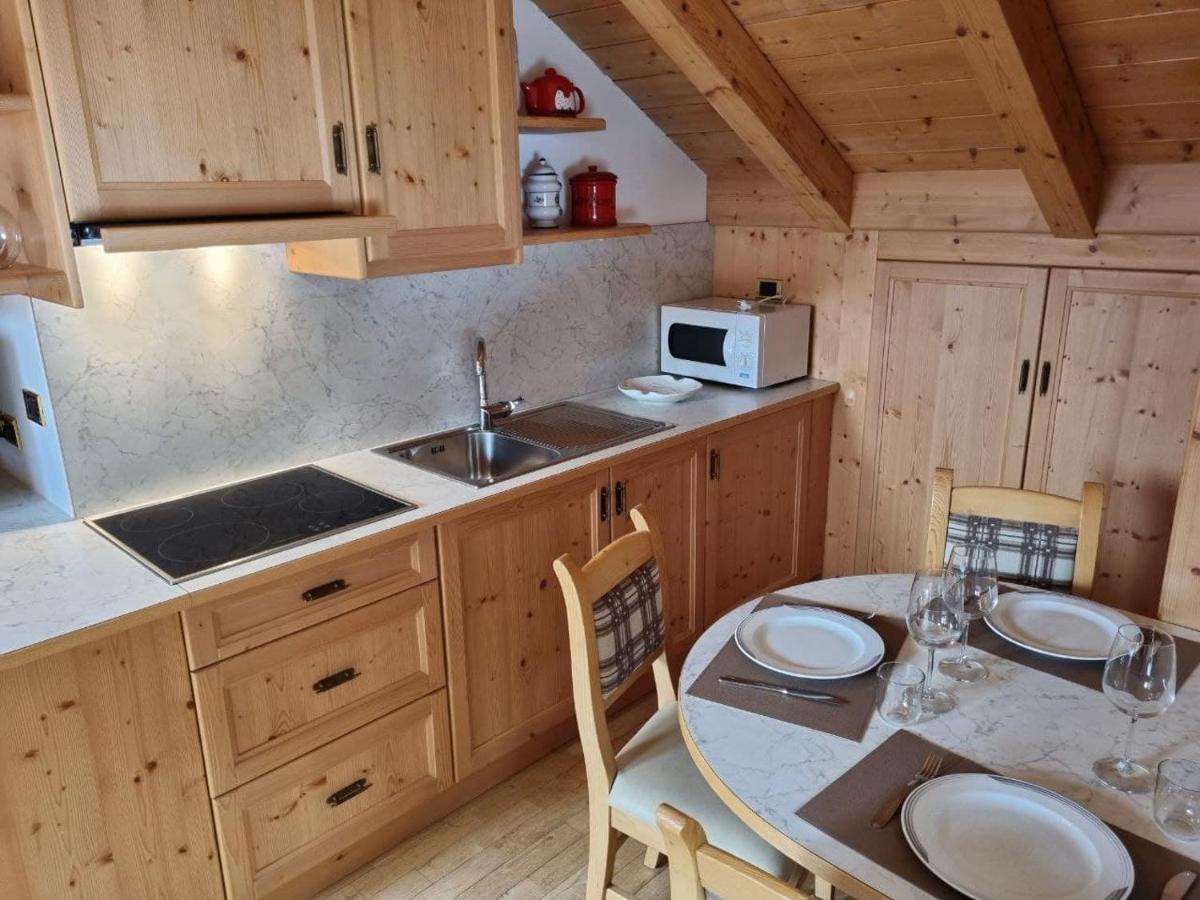Pian Schiavaneis B&B Apartament Canazei Exteriör bild